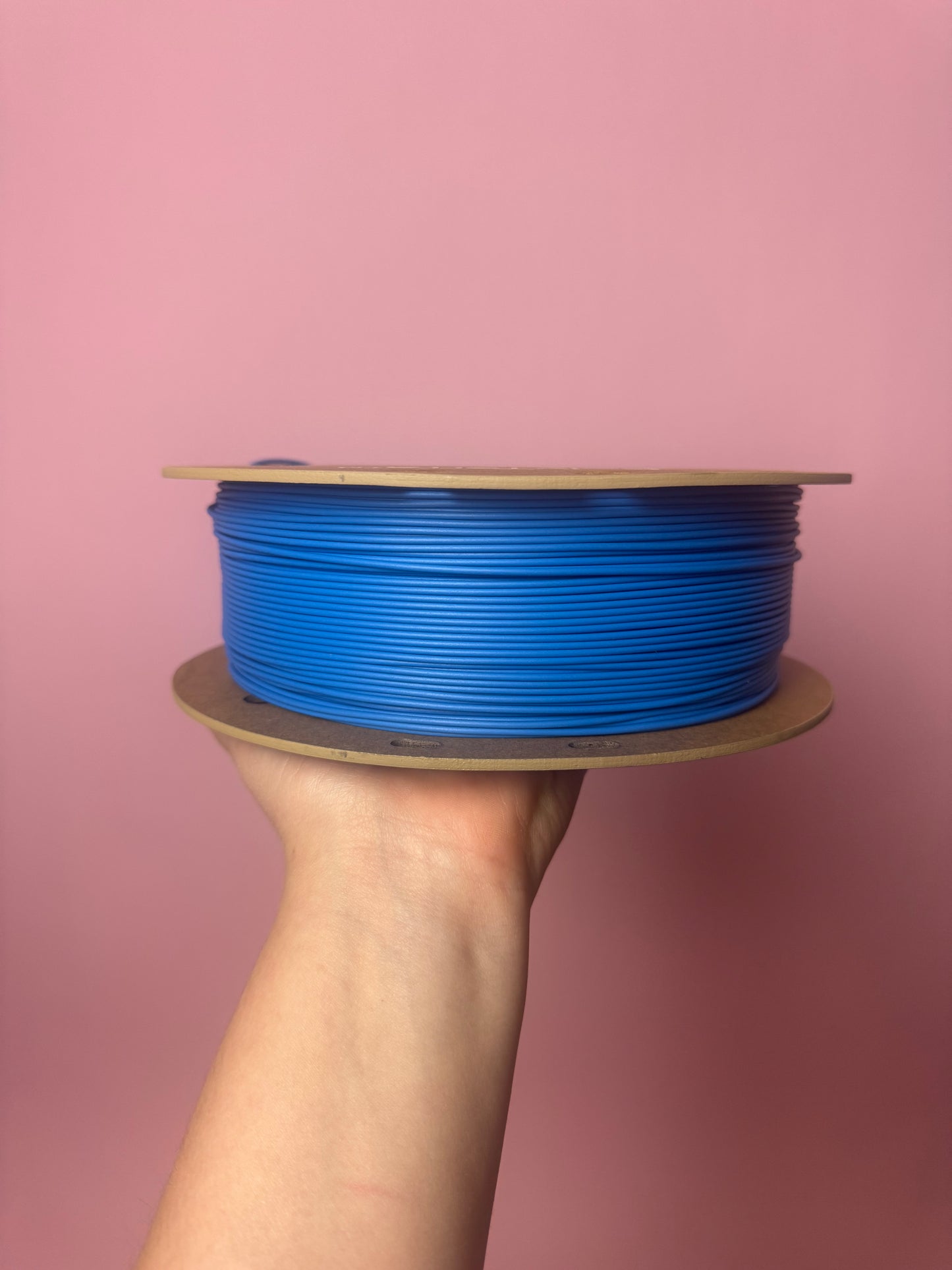 The Ultimate Couch Companion – Slim & Soda Can + Phone Holder