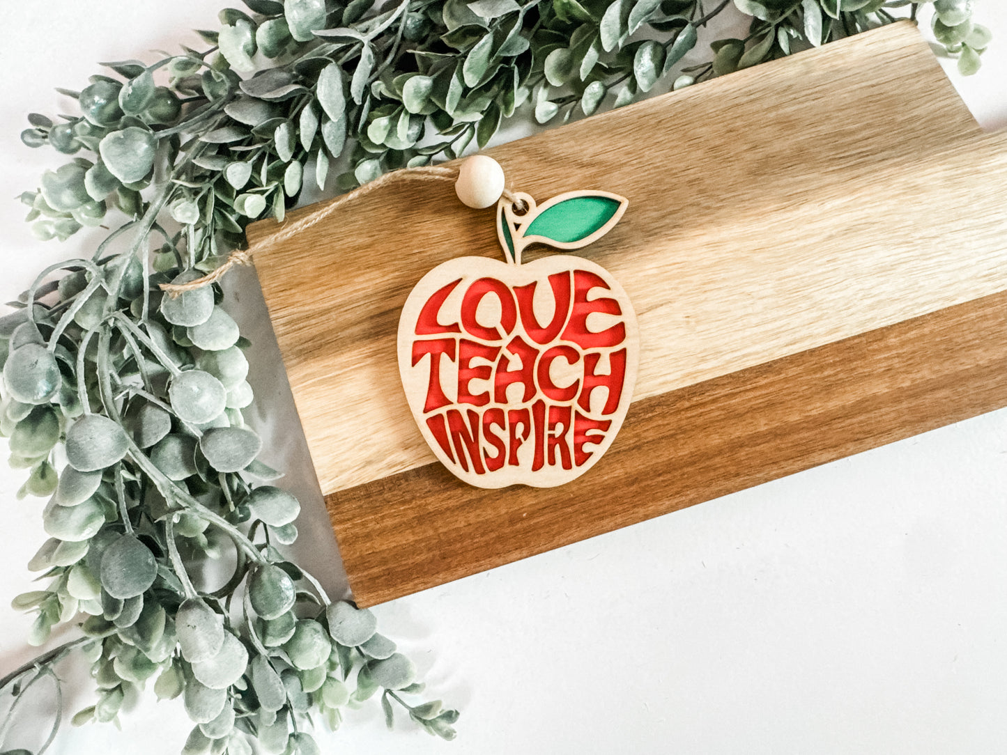 Christmas 2025 Teacher Gift Set – Apple Ornament + “Thank You for Helping Me Grow” Card