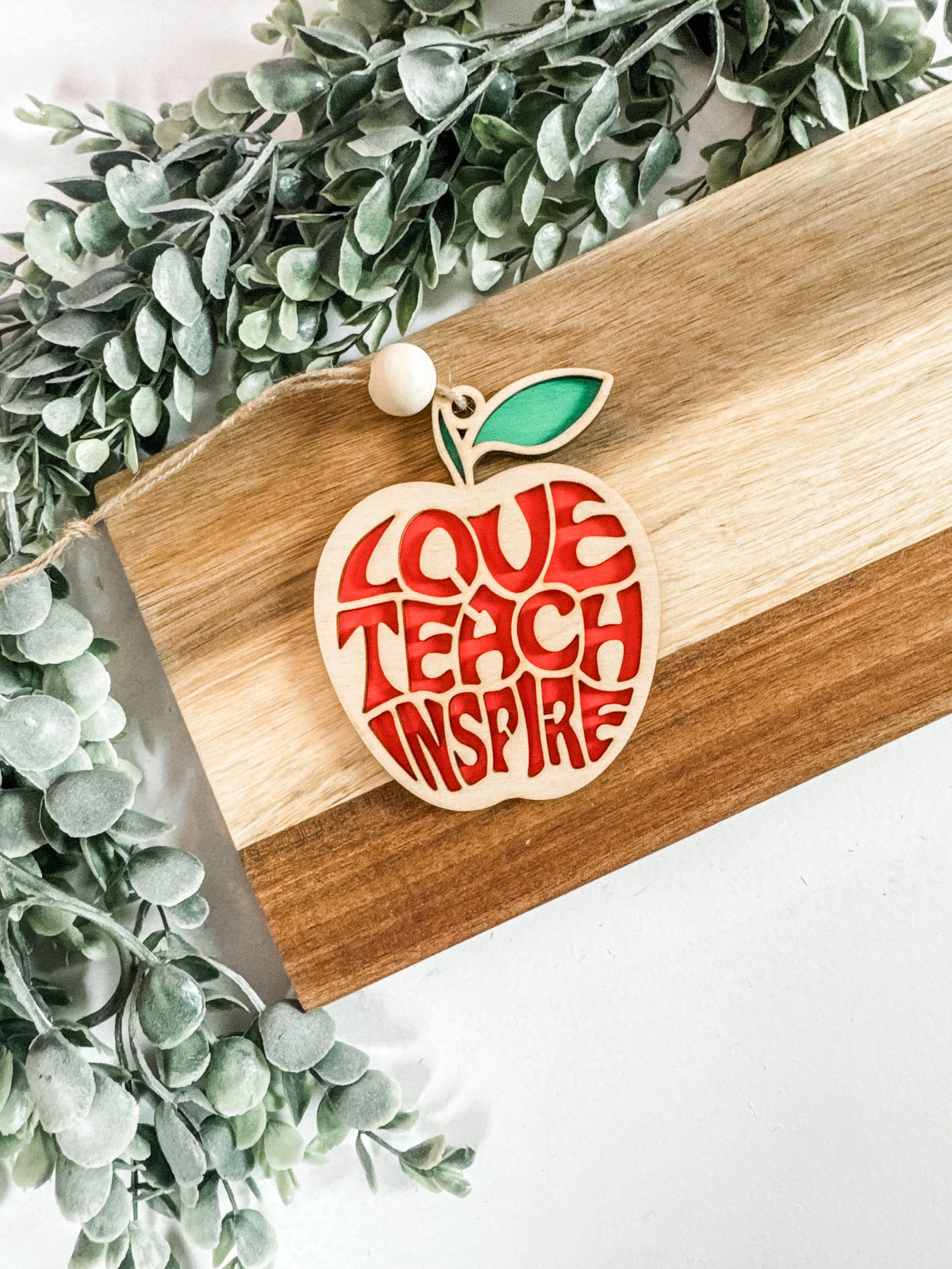 Christmas 2025 Teacher Gift Set – Apple Ornament + “Thank You for Helping Me Grow” Card