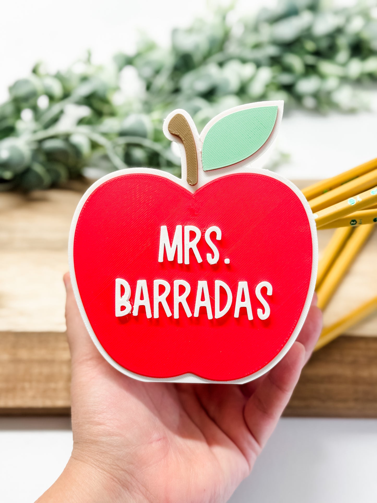 Personalized Apple Pencil Holder – Teacher Name Desk Decor
