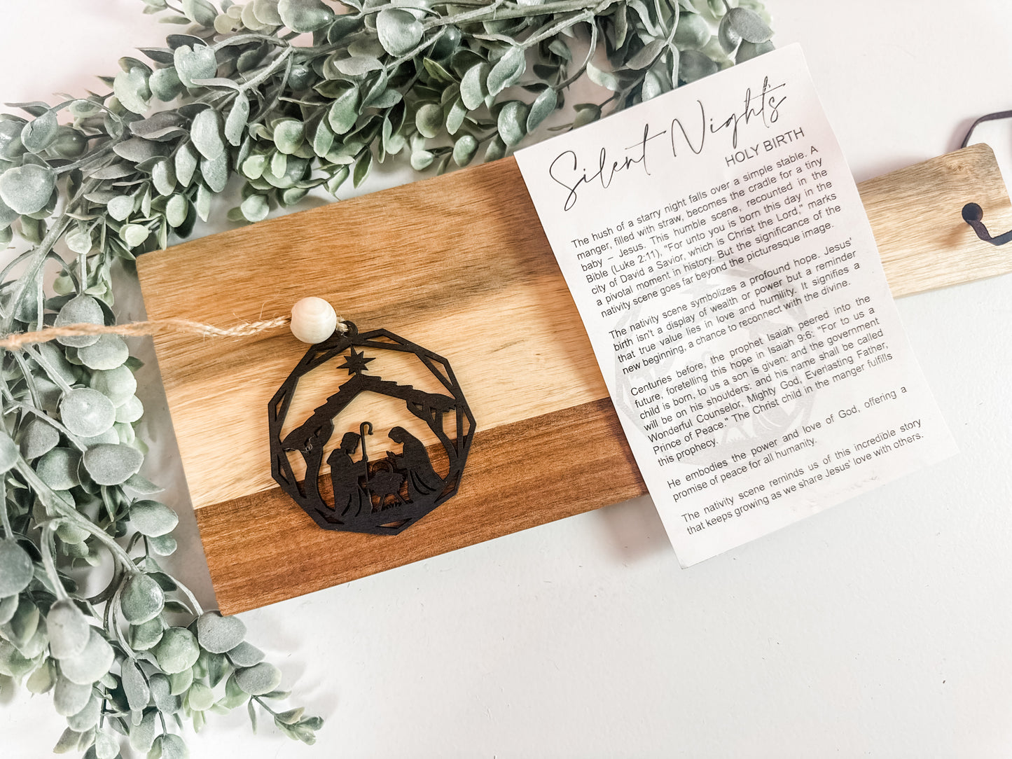 Nativity Ornament – Elegant Wooden Christmas Decor