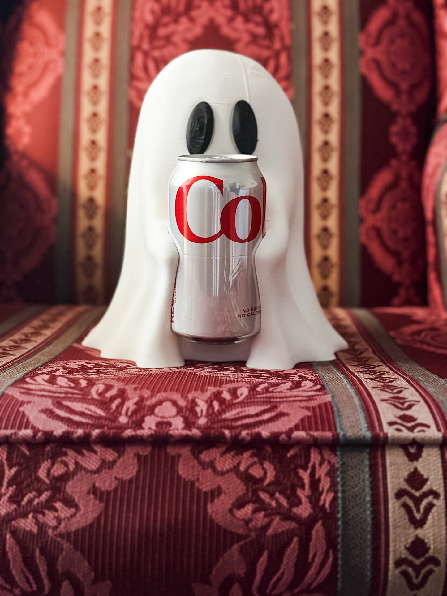 3D Printed Ghost Can Holder – Fits Regular Soda Cans