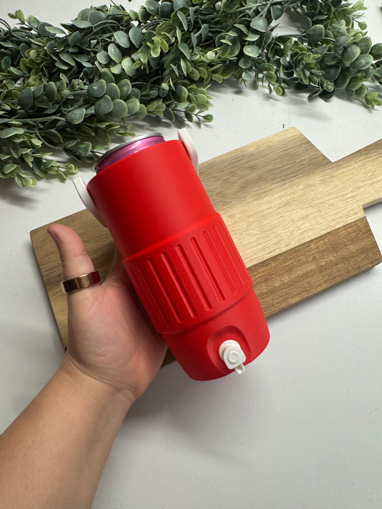 12 oz Slim Can Holder